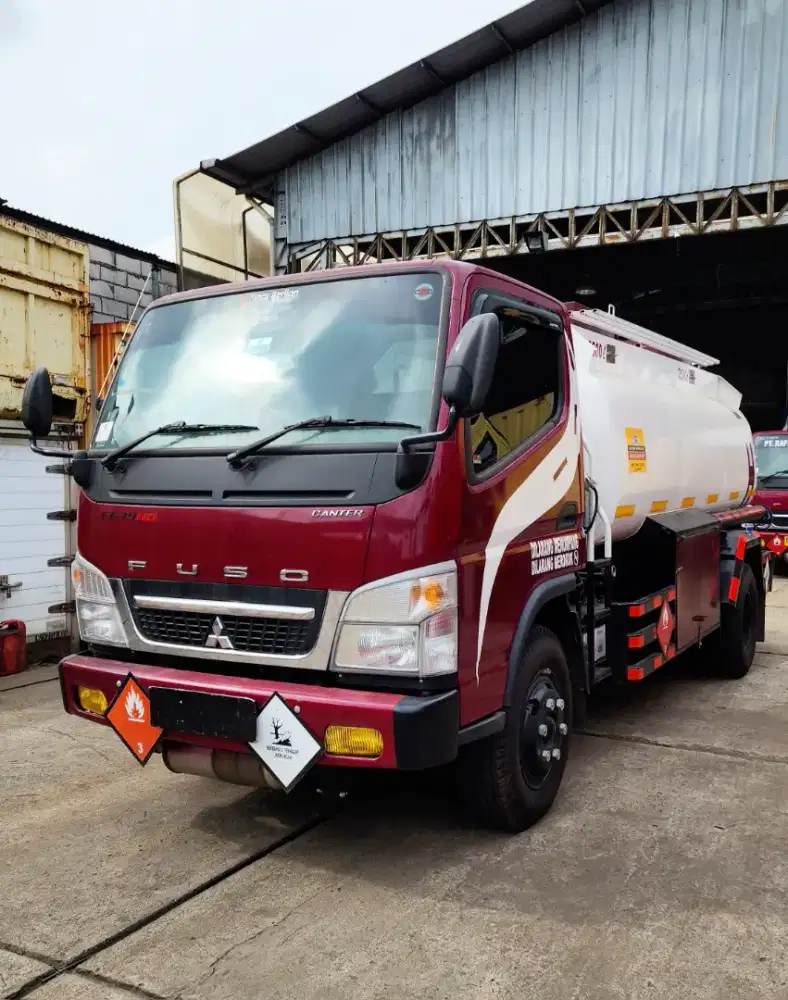 MITSUBISHI COLT DIESEL CANTER 6 BAN FE74HD TANGKI BOTTOM LOADING BARU