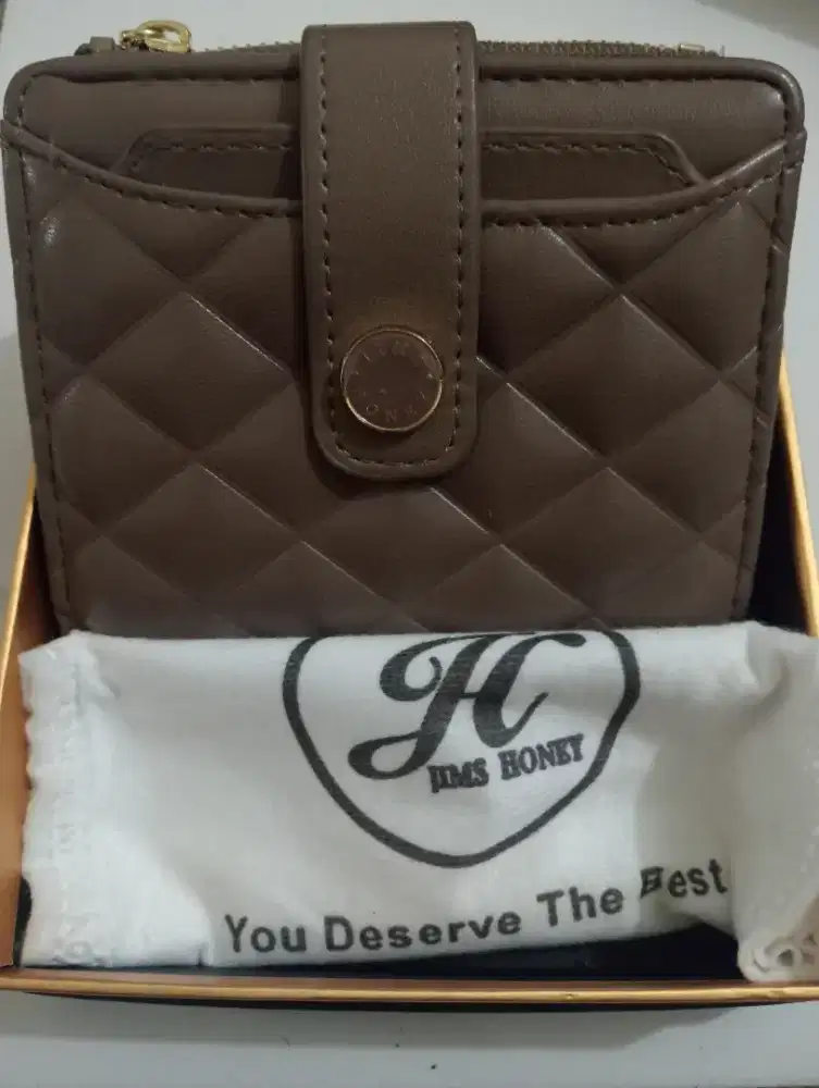 Dompet bagus lengkap kotak