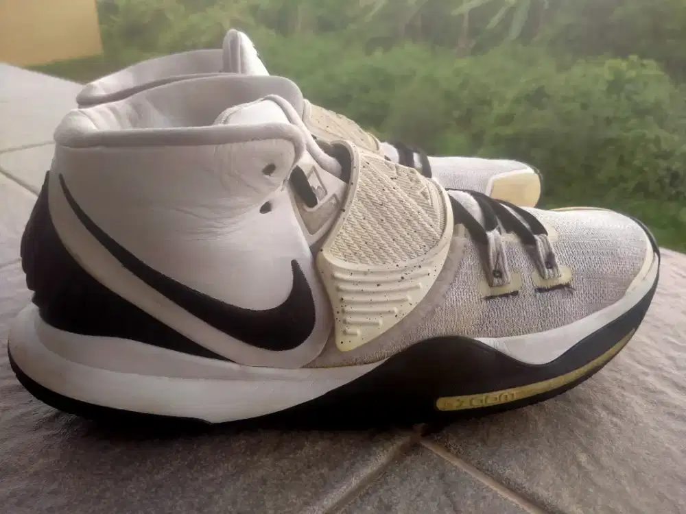 Nike Kyrie 6 sz 45