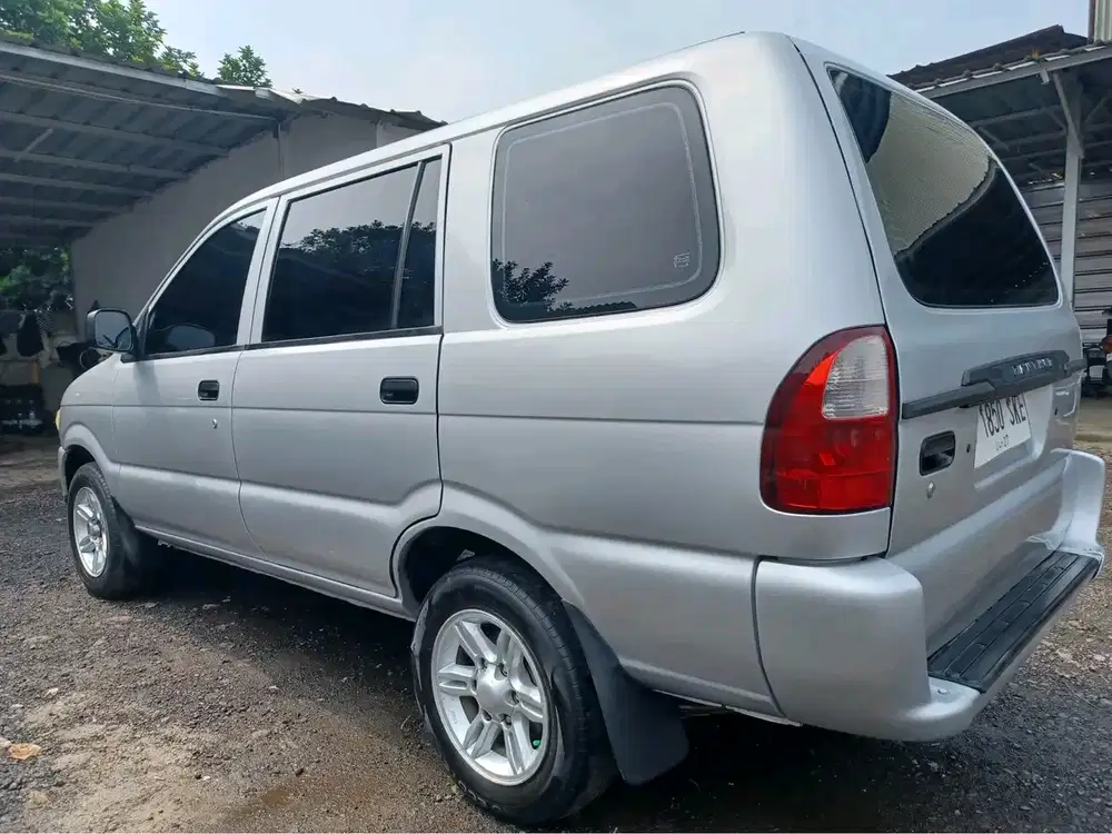 Isuzu Panther 2010 Diesel