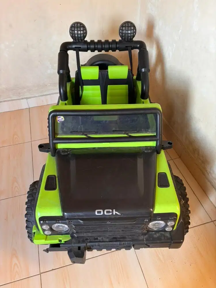 Jeep Mobil Aki Ban KARET semua