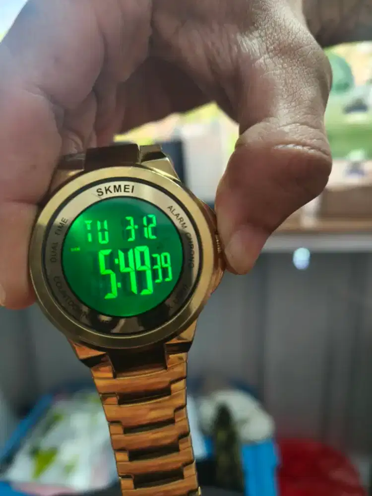 Jam tangan merk SKMEI digital tipe 1712 water resistance