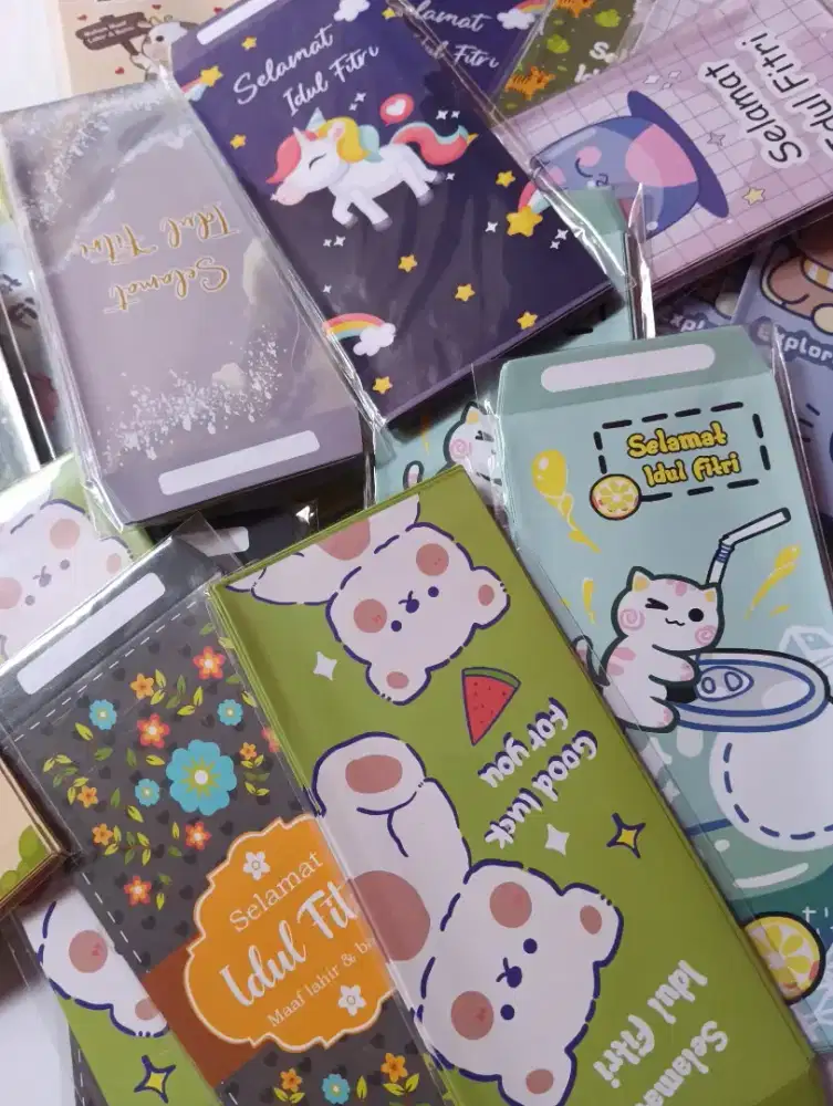 Amplop Lebaran besar uang tdk dilipat