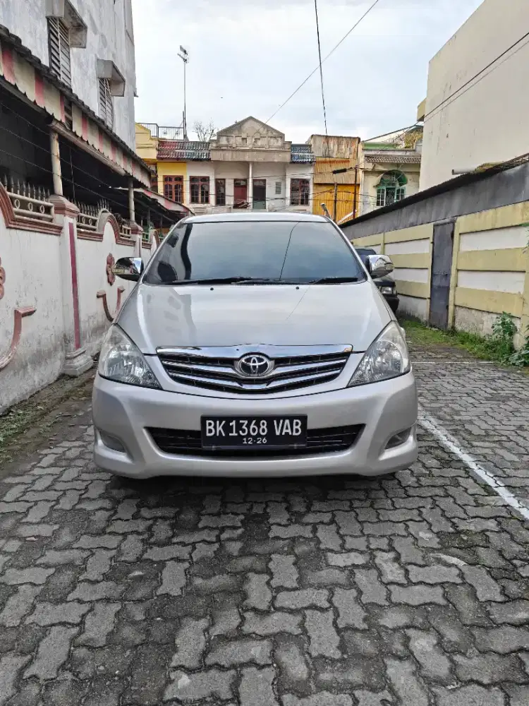Toyota Kijang Innova 2008 Bensin