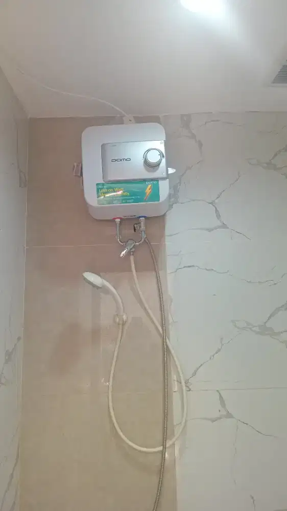 WATER HEATER LISTRIK - MANDI AIR HANGAT