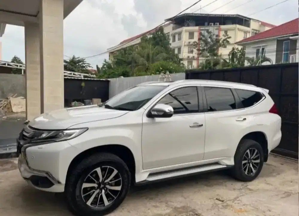 FOR SALE PAJERO SPORT DAKAR 4X2 AT 2020