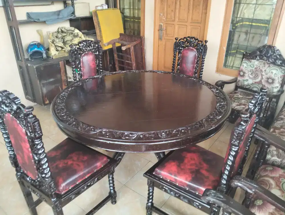 kursi makan jati tua