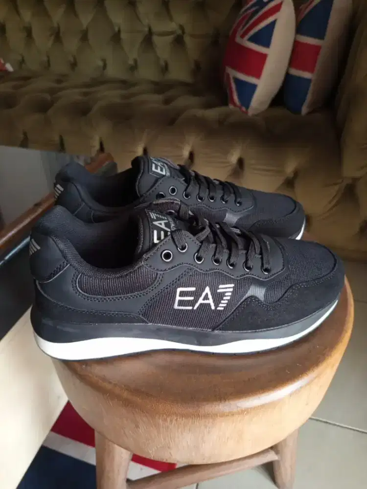 Sepatu Armani sport original