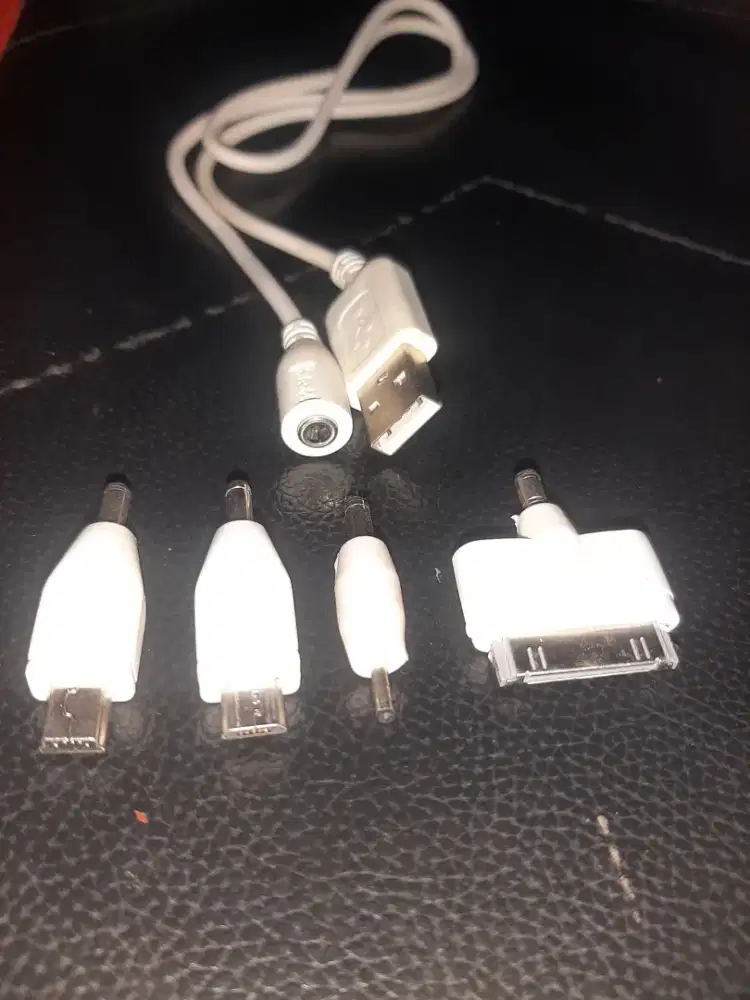 Charger HP kombinasi