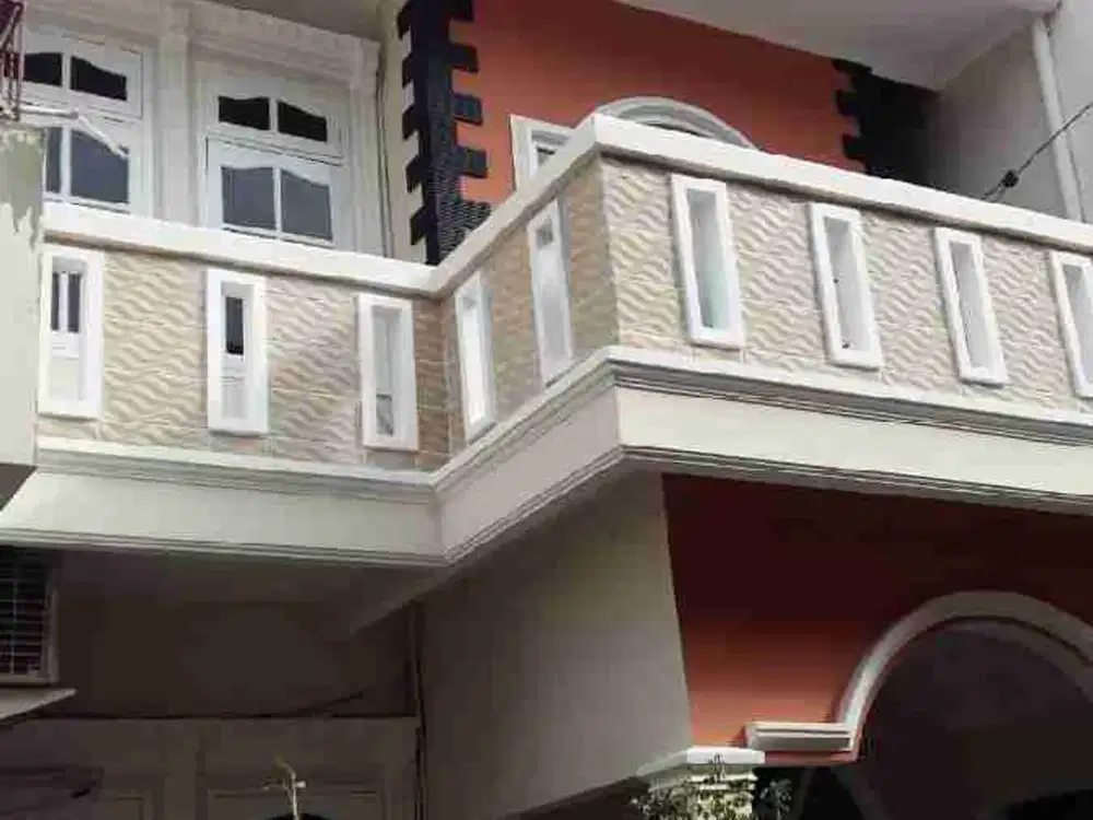 Disewakan Rumah Semi Furnished 3 Lantai Di Sunter Jaya, Sunter, Jakarta Utara