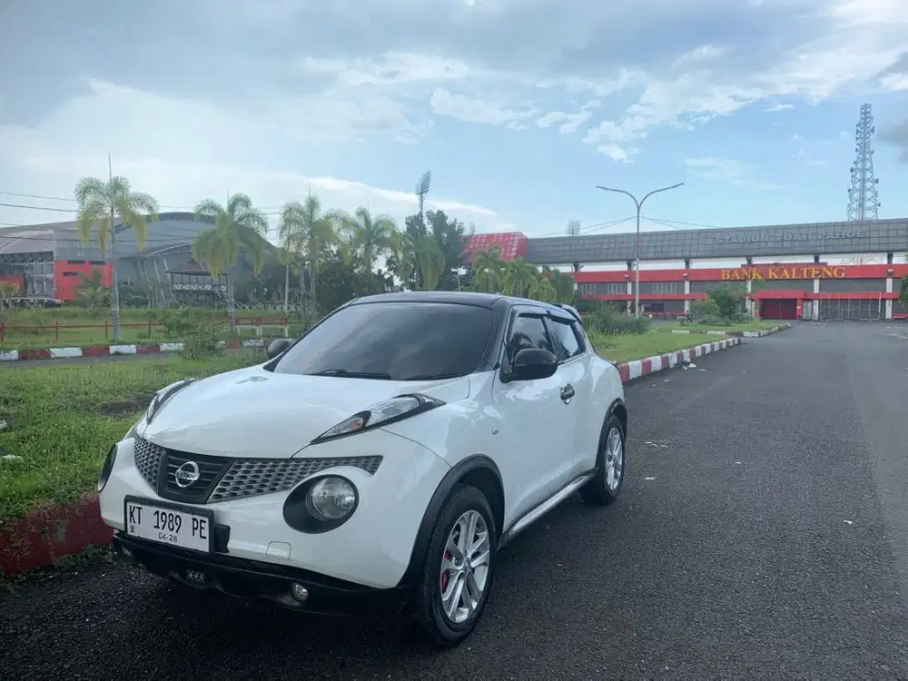 Nissan Juke 2013 RX red Interior langka keyless kilometer rendah