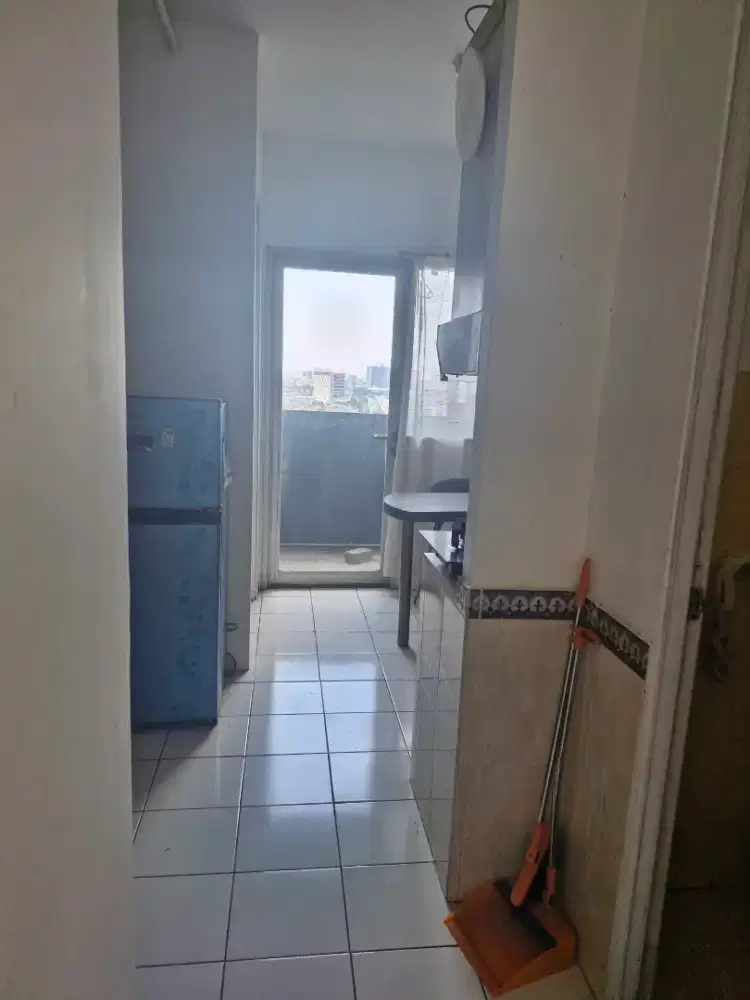 Disewakan aprtemen menteng square 2 BR dan ada fasilitas kolam renang