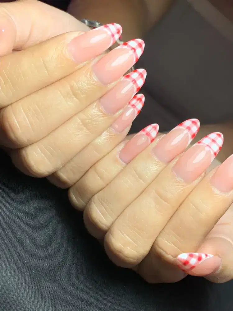 Dicari perbantuan untuk eyelash/nailist