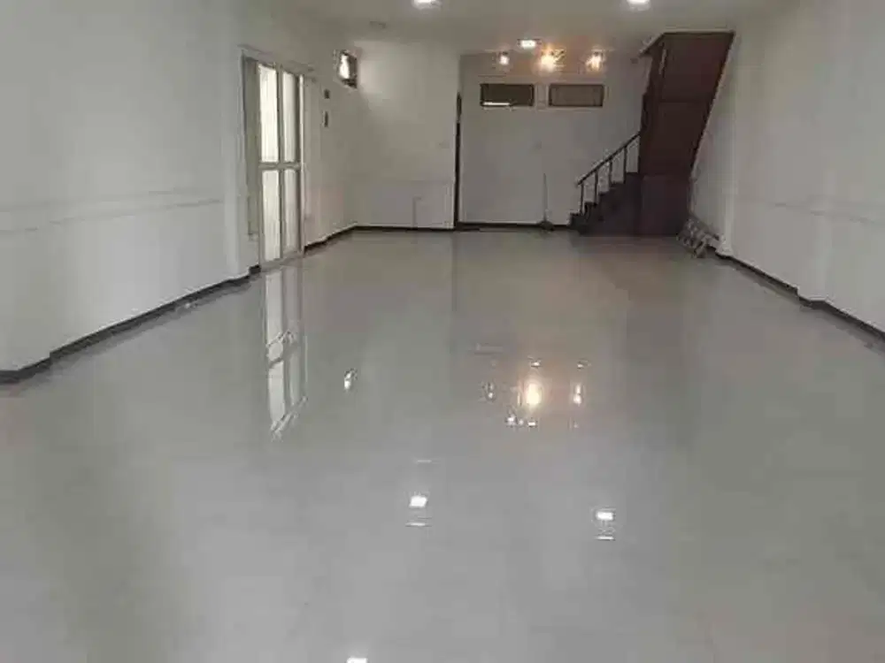 DiJual/Disewakan RUKO 2 Lt Mainroad PADALARANG


lt 90 M
Lb 180 M
2 lantai 
shm 
Ada kelebihan tanah bisa di pake

harga 2.9M nego
sewa 100 /thn

MdL