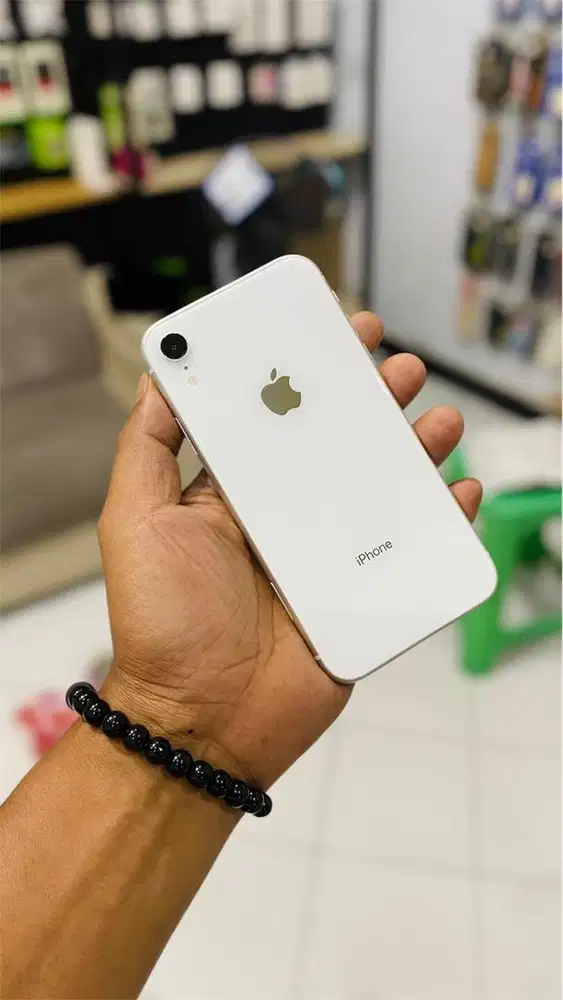 IPHONE XR 128 GB (Ex Beacukai)
