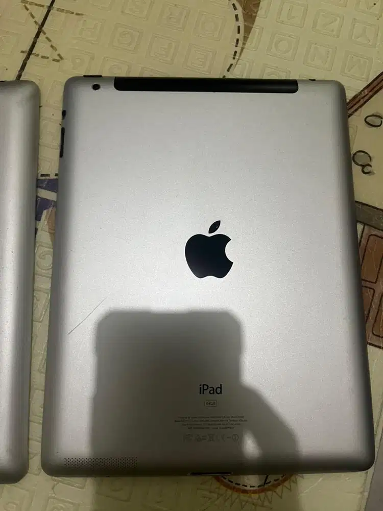 Ipad 3 wifi cellular kapasitas 64 GB