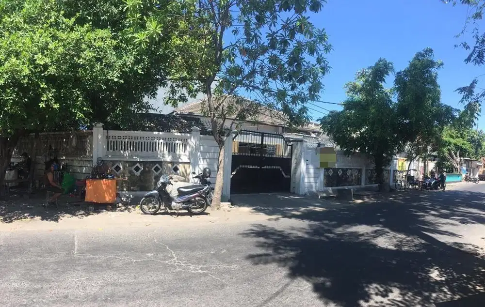 *Dijual cepat rumah pusat kota Surabaya- jl Kawi- hook*