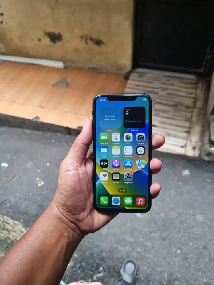 Iphone x 64gb hp charger