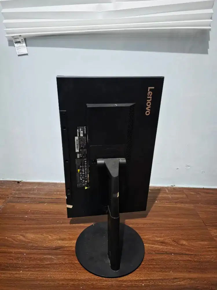 Monitor Lenovo free 24 inch