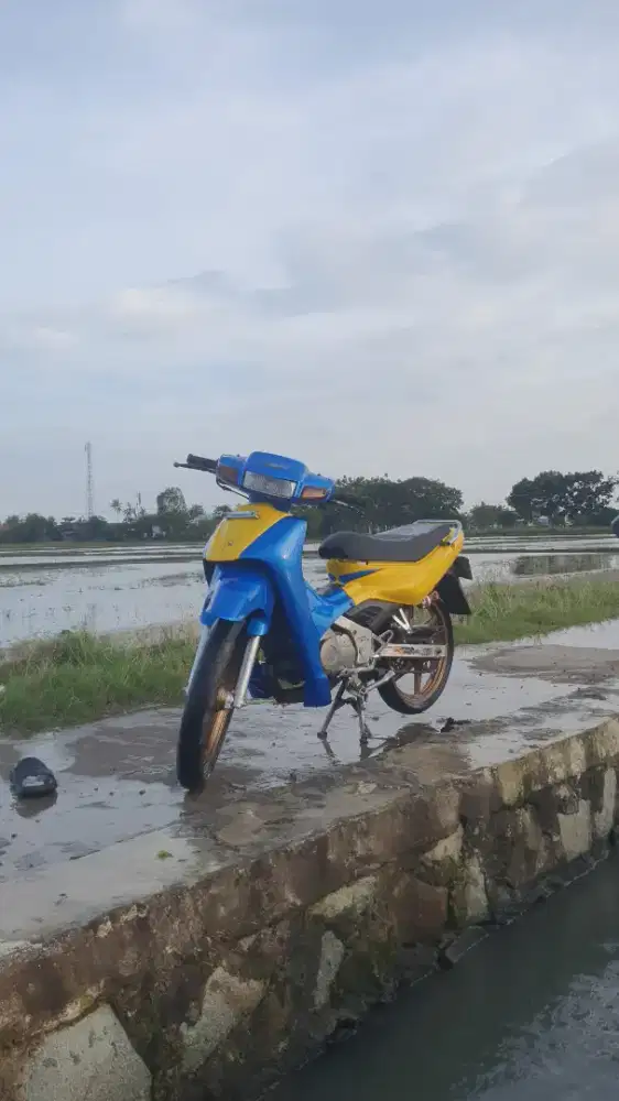 SATRIA RU 2003 (LUMBA) MULUS,