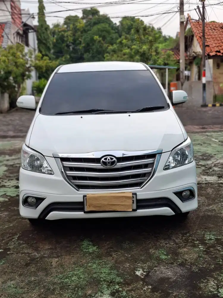 Innova 2.0 bensin type V, Matic