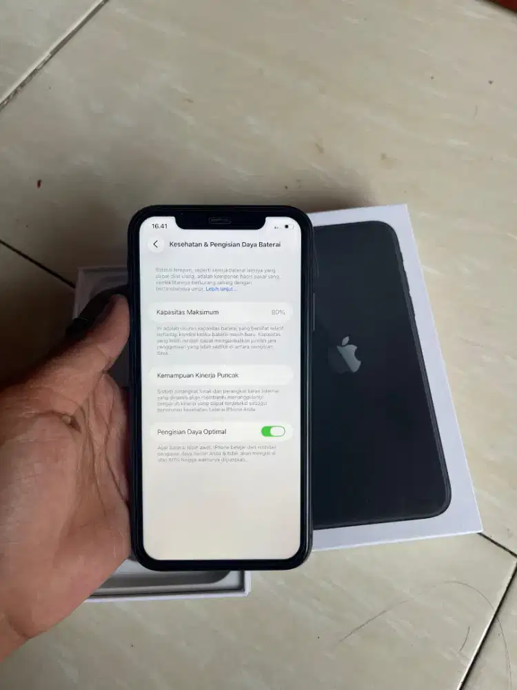 iPhone 11 64gb ibox