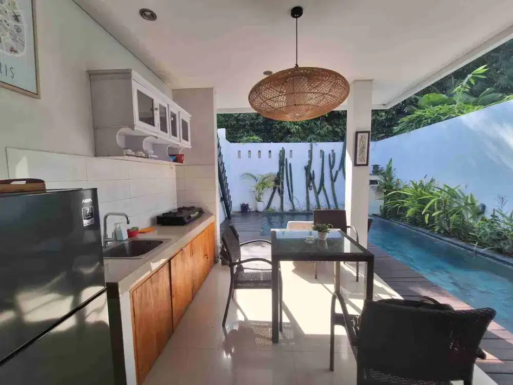Private Pool Minimalis Villa di Kerobokan dekat Canggu