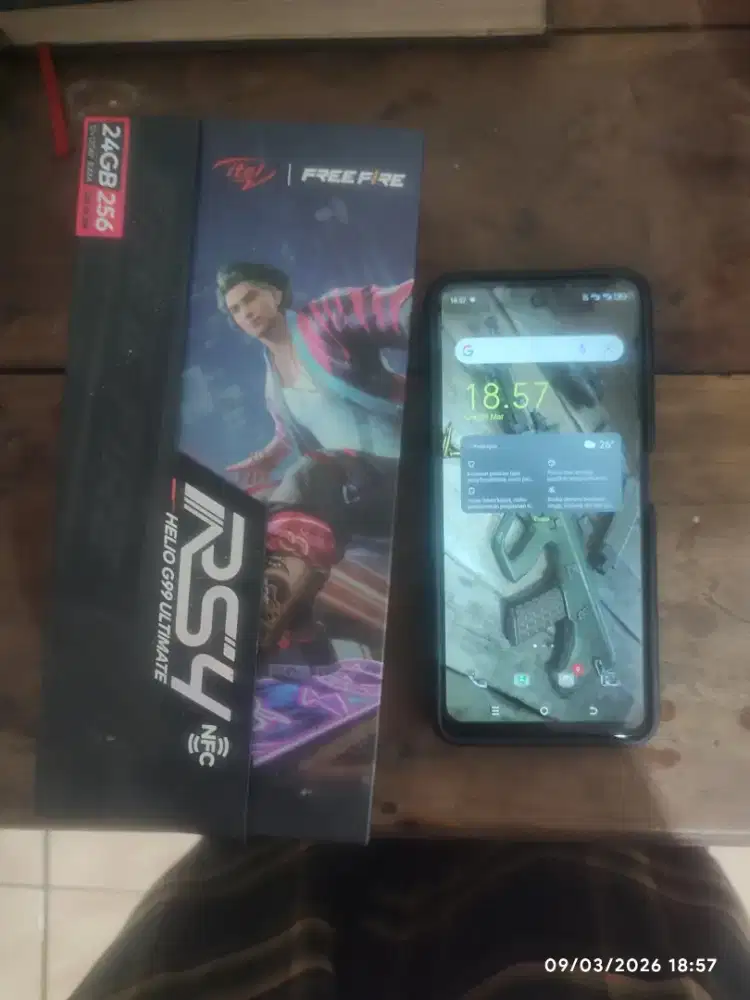 Jual santai hp mulus lengkap minus pemakaian,minat cek sepuasnya.