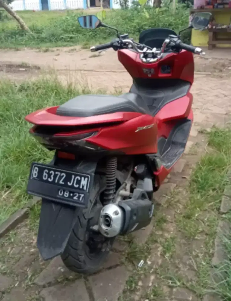 Honda pcx tahun 2022