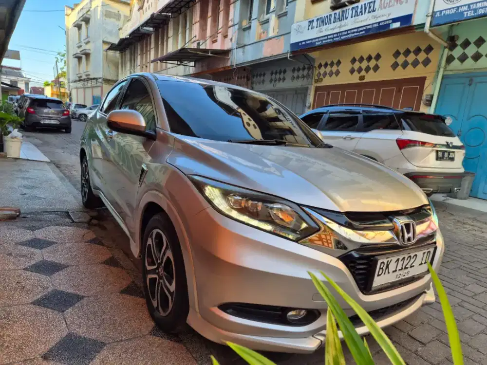 HONDA HRV PRESTIGE A/T 2015