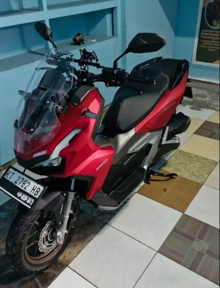 Honda Adv Merah ABS
