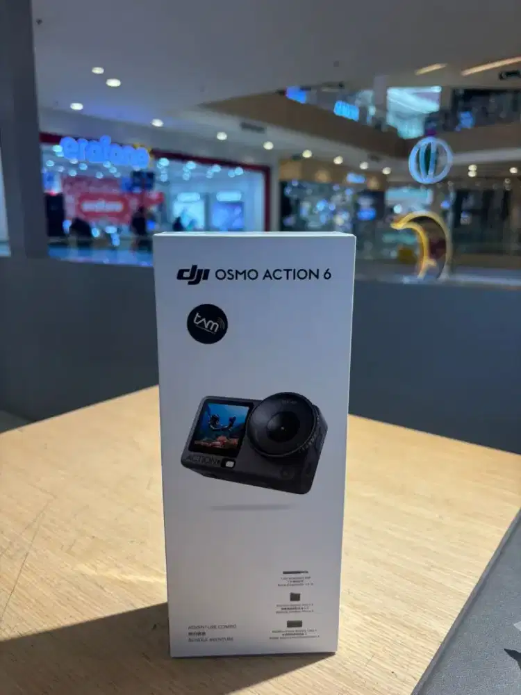 DJI Osmo Action 6 Adventure Combo