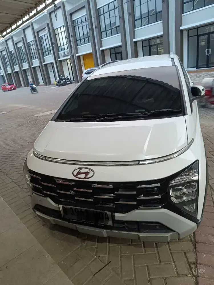 Hyundai Stargazer X