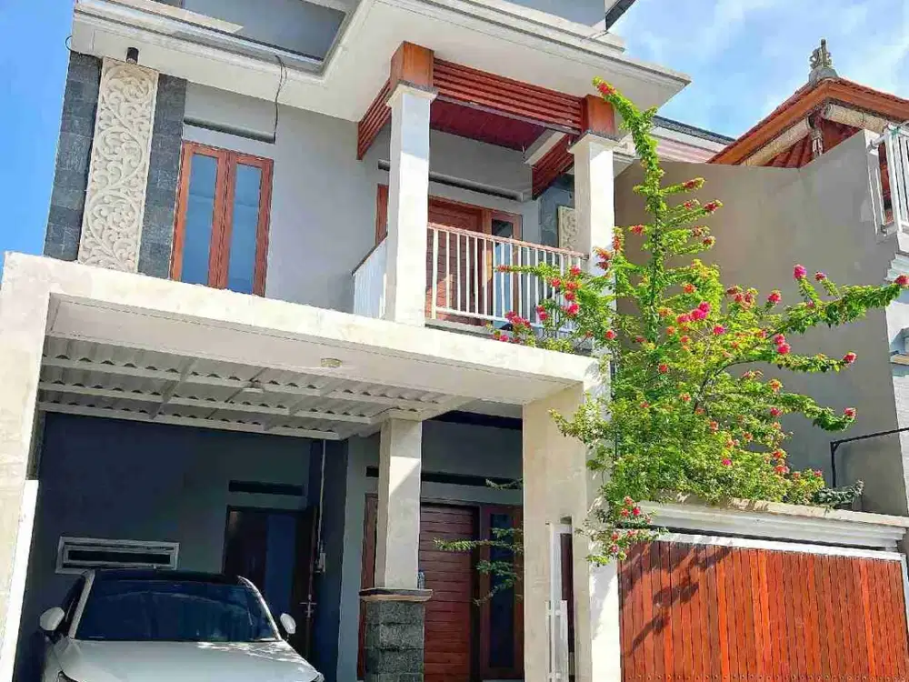 Jual Rumah 2lt Jl Ayani Utara Dekat Lapangan Lumintang Denpasar Utara area Perumahan Strategis