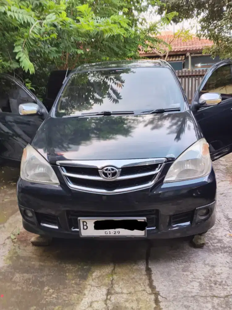 Avanza G matic 2010
