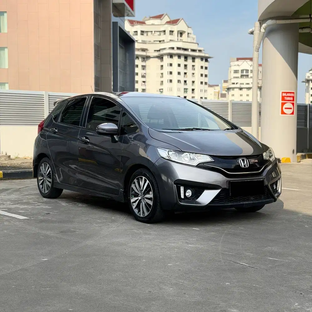 HONDA JAZZ RS CVT 1.5 A/T 2016