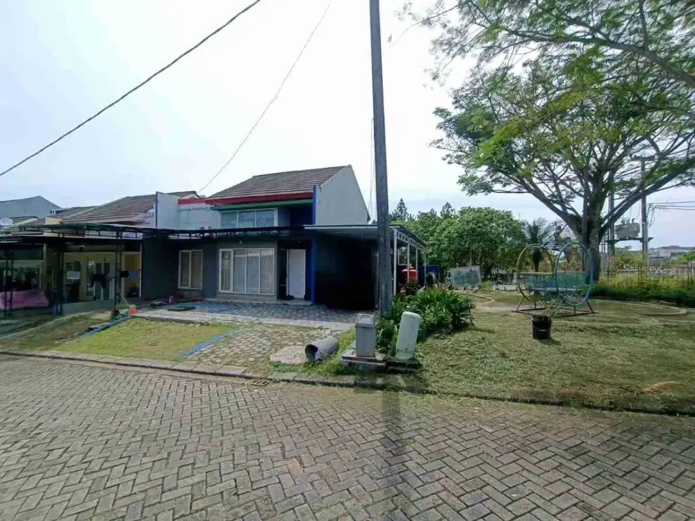 RUMAH POSISI HOOK SIAP HUNI DENGAN HALAMAN EXTRA DI CITRA BUKIT INDAH