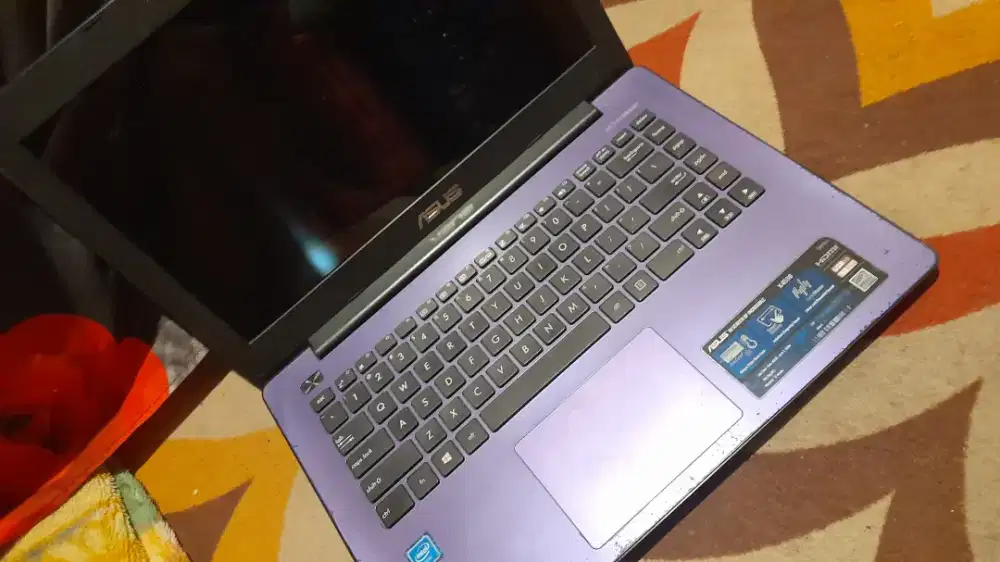 Laptop asus series x453s
