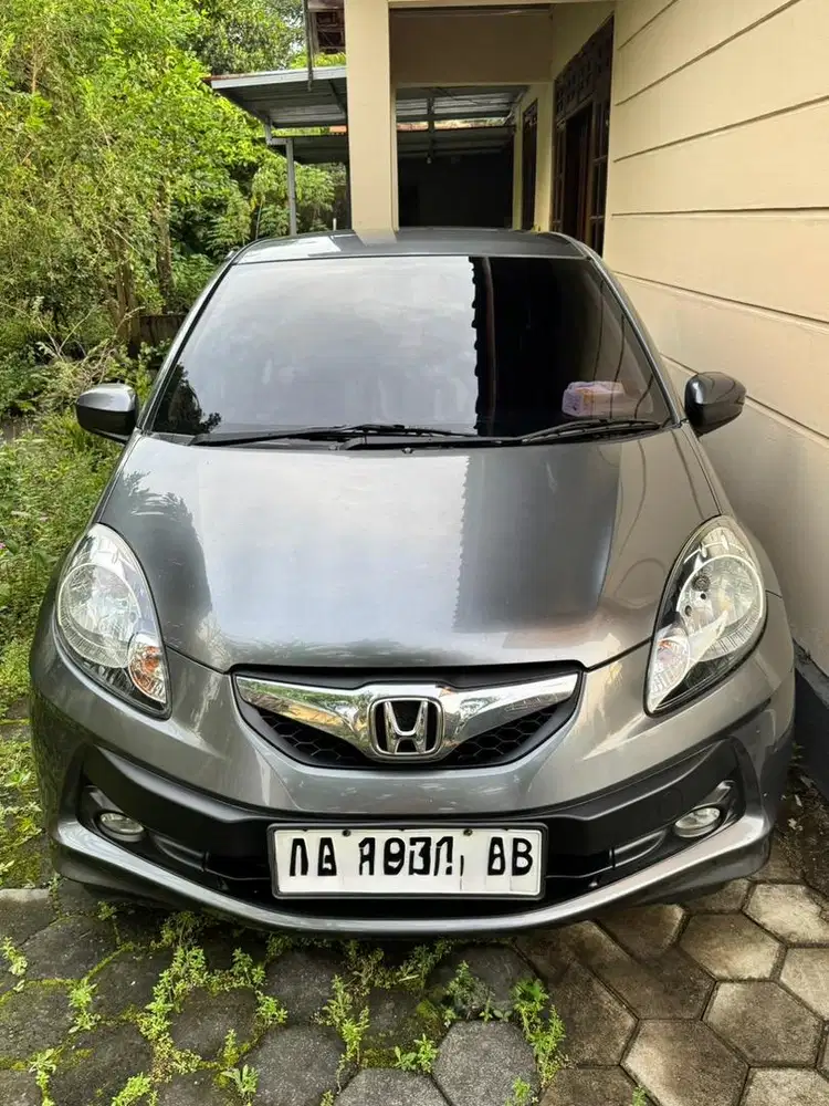 Dijual mobil honda brio