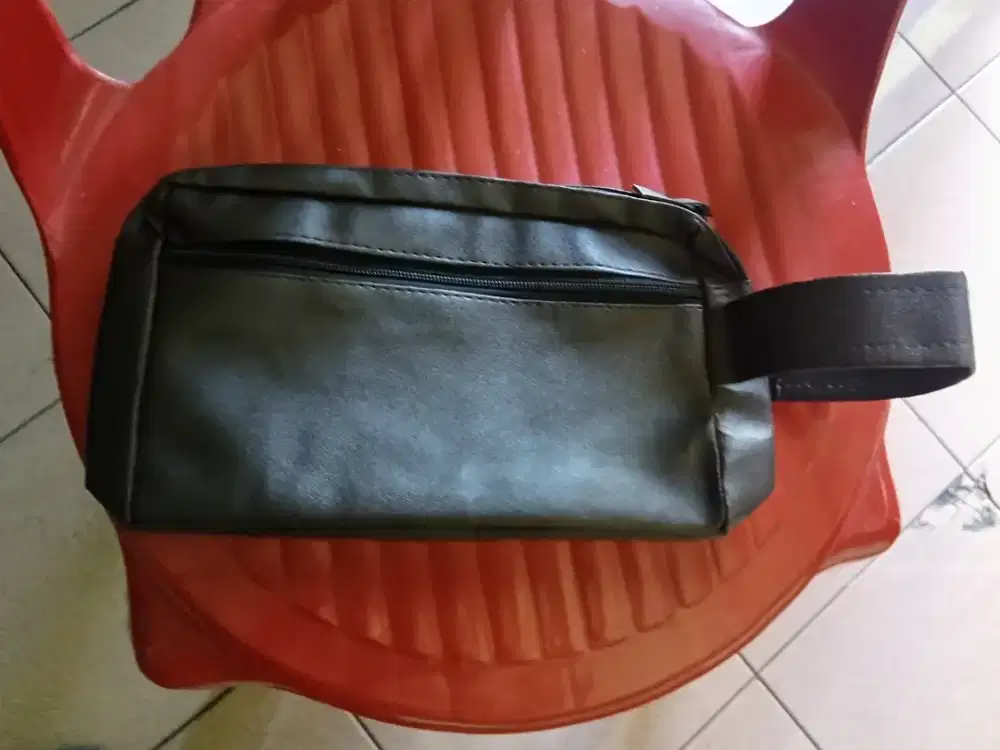 Tas tangan pria baru
