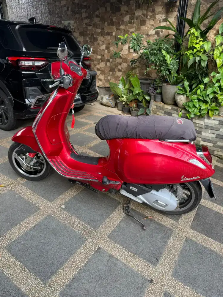 Vespa sprint iget ABS tahun 2021 pajak on
