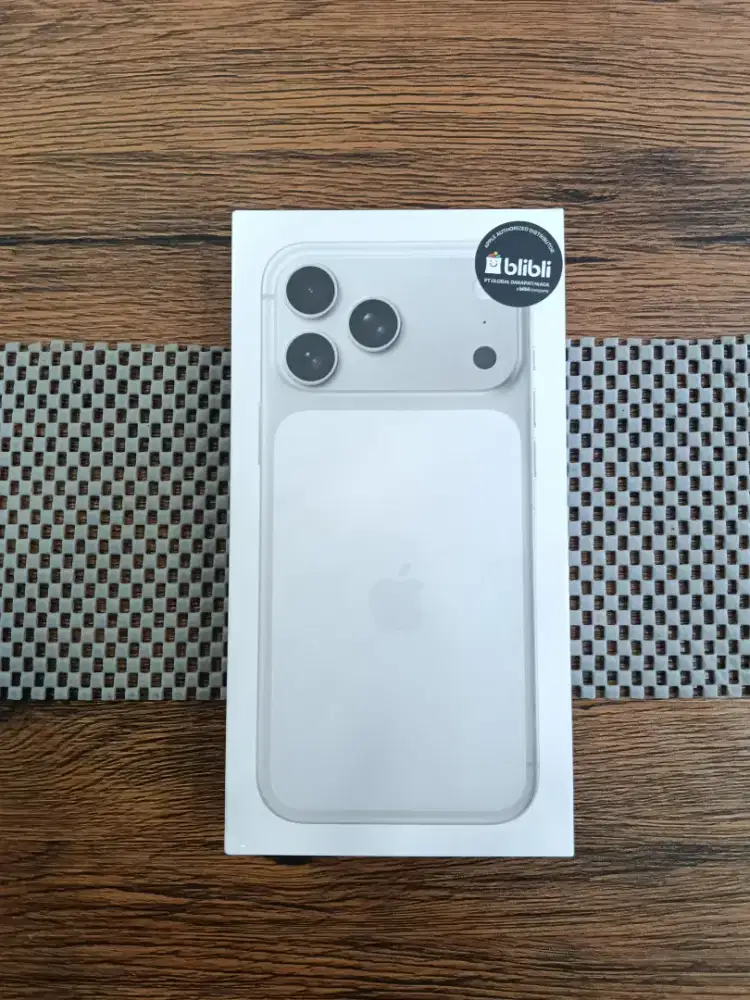 iPhone 17 Pro Max 256gb SILVER