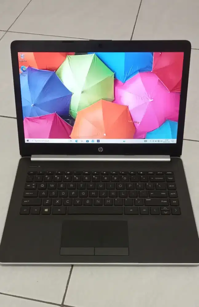 Laptop HP kondisi mulus seperti baru