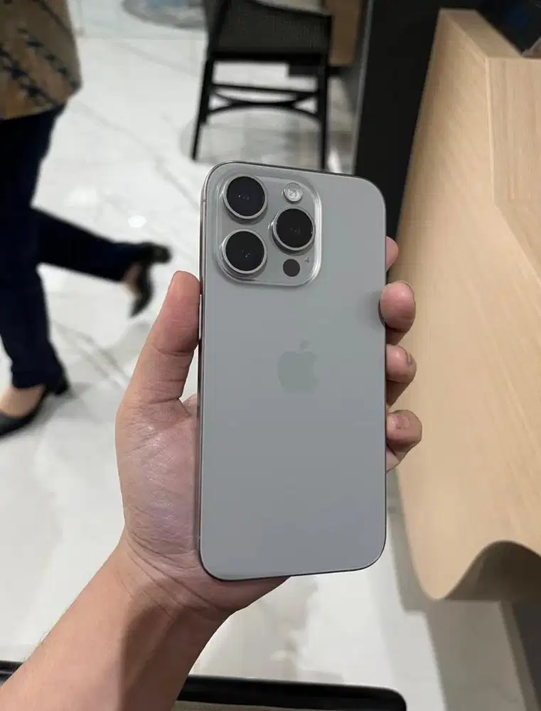 iphone 15 pro 128Gb ibox