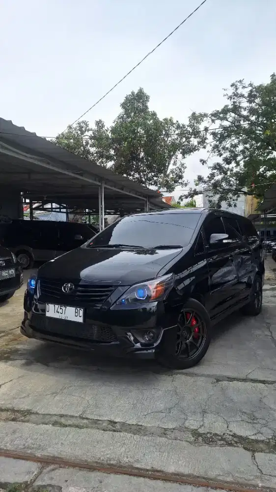 Toyota Innova G Diesel Matic