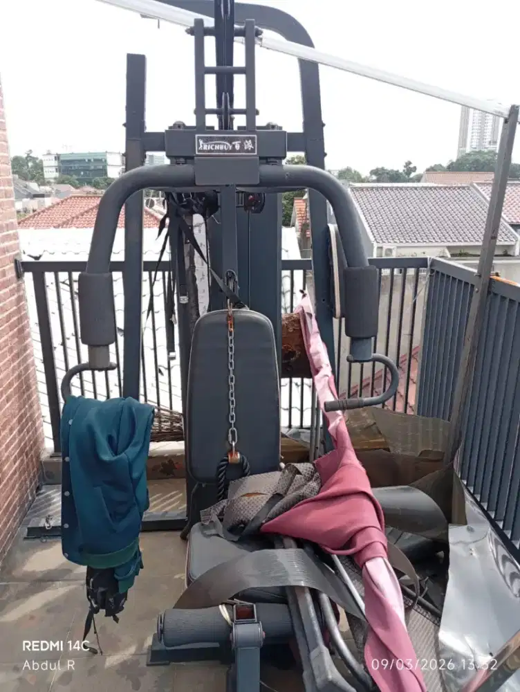 Alat olahraga  pitmess