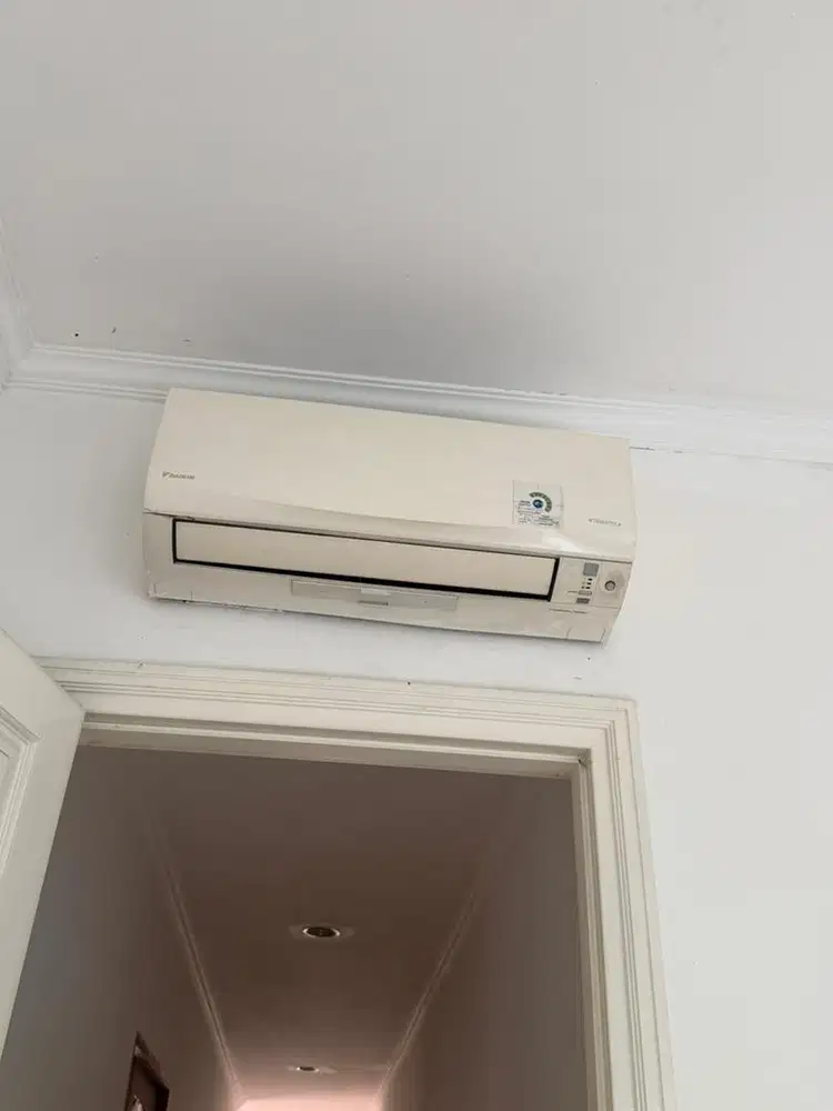 Dijual Daikin AC second