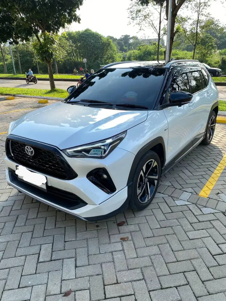 TOYOTA GR YARIS CROSS HYBRID 2024