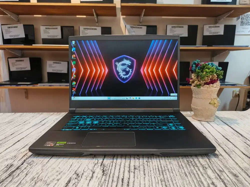 Laptop MSI THIN A15-B7UCX AMD Rzen 5-7535HS Ram 8GB Garansi