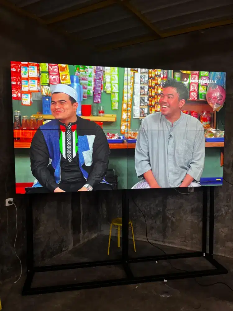 Tv wall atau vidio wall 2x2